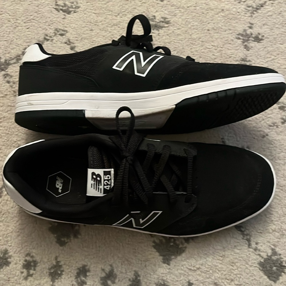 New balance 425 men shoes size 11